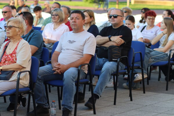 „Simfonija u mom gradu“ spojila Viroviticu i Poreč: GŠ Jan Vlašimsky proslavila 140 godina glazbe i tradicije 9 IMG 5049