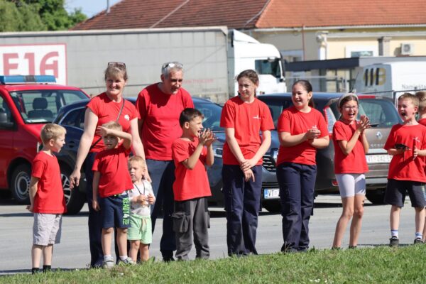Virovitički vatrogasci pokazali spremnost i znanje na gradskom natjecanju: Sve ekipe izborile županijsku smotru 51 IMG 5874