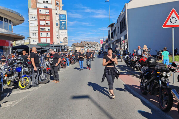 U Virovitici održani jubilarni 20. moto susreti, Kopfer: “Za ovo radimo cijelu godinu” 1 720552607 1420038030156208 1866849036668288431 n