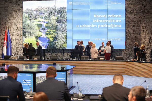Više od 2,6 milijuna eura bespovratnih sredstava za zeleniju Viroviticu: uređuju se središte grada i Vegeška 3 viber slika 2026 06 10 12 46 19 029