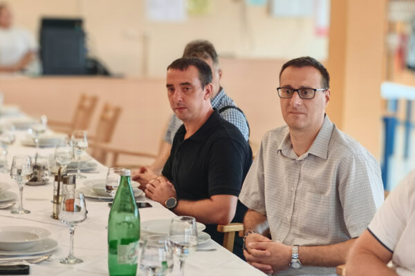 Hrvatski časnički zbor Virovitica održao redovnu skupštinu: Gradu Virovitici dodijeljena zahvalnica za suradnju 9 IMG 20260702 111828