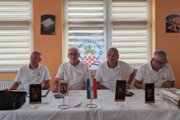 Hrvatski časnički zbor Virovitica održao redovnu skupštinu: Gradu Virovitici dodijeljena zahvalnica za suradnju 19 IMG 20260702 112137