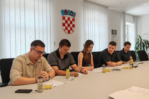 Mladi u fokusu: Predstavljeni aktualni i budući projekti u Virovitici 1 IMG 20260707 110827