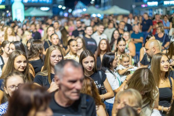 ROKOVO 2026. „Terca na tišinu“ nikad glasnija: Hitovi grupe Silente rasplesali Virovitičane i njihove goste 6 773430081 27901847229509747 5982531029359536027 n