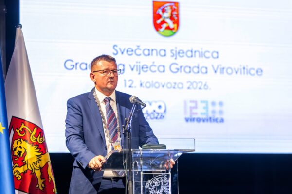 Svečanom sjednicom obilježen Dan grada, Kirin: “Nalazimo se u najvećem investicijskom ciklusu u povijesti Virovitice“ 3 CB2A2046