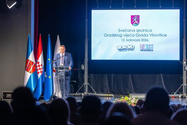 Svečanom sjednicom obilježen Dan grada, Kirin: “Nalazimo se u najvećem investicijskom ciklusu u povijesti Virovitice“ 5 CB2A2110