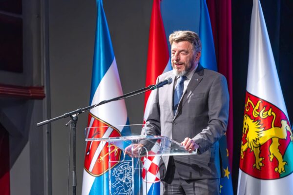 Svečanom sjednicom obilježen Dan grada, Kirin: “Nalazimo se u najvećem investicijskom ciklusu u povijesti Virovitice“ 6 CB2A2132