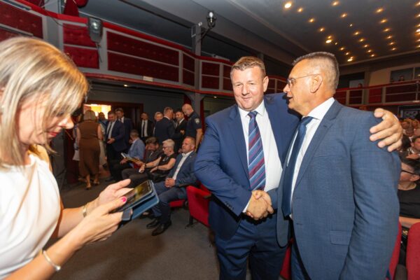 Svečanom sjednicom obilježen Dan grada, Kirin: “Nalazimo se u najvećem investicijskom ciklusu u povijesti Virovitice“ 17 IMGL0576