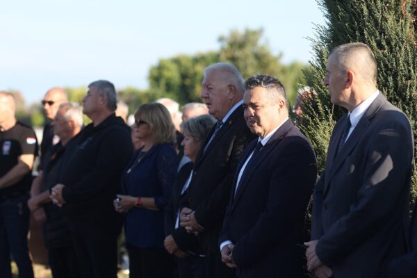 Dan kada je Virovitica postala slobodna: Prije 35 godina oslobođena je vojarna, a zaplijenjeno naoružanje pomoglo je u opremanju hrvatskih postrojbi 15 813966181 1081475670964646 5310414230815714726 n