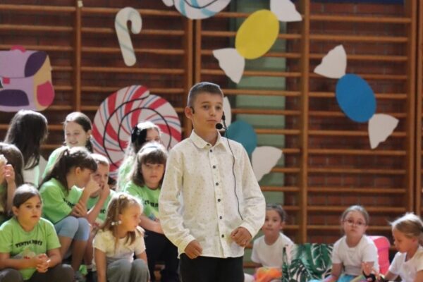 Počela je nova školska godina - školarci, sretno! Virovitičke škole ponovno ispunili dječji osmjesi 28 IMG 4850 Custom