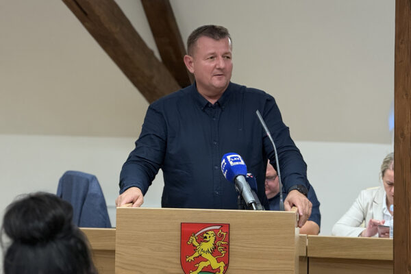 Aktualni sat Gradskog vijeća Virovitice: pitanja o javnom prijevozu, cijeni vode, vrtiću i otpadu 7 image00008