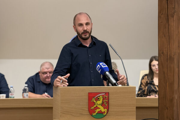 Aktualni sat Gradskog vijeća Virovitice: pitanja o javnom prijevozu, cijeni vode, vrtiću i otpadu 16 image00010