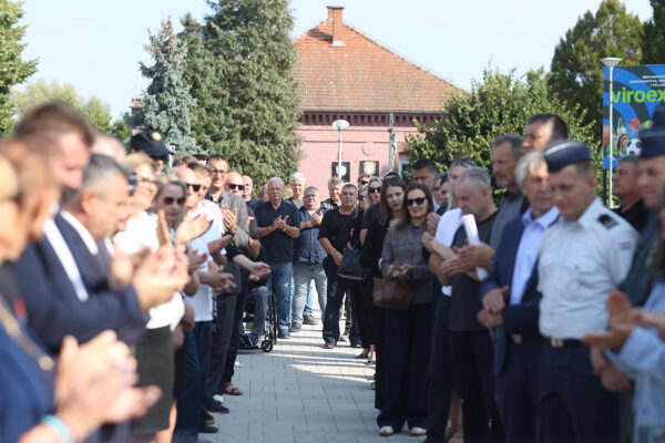 U Virovitici otvoren postav MiG-a 21: Pilot Danijel Borović otkrio kako su on, Ivica Ivandić i Ivan Selak svojim preletom u Hrvatsku promijenili tijek rata 41 mig 21 vtc 197