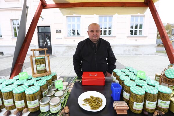 Od domaćih proizvoda do rekordne dizanice: Pogledajte atmosferu s ovogodišnje Jeseni u gradu 26 842235141 1440300384862906 7926768309216193473 n