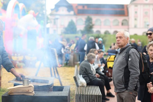 Od domaćih proizvoda do rekordne dizanice: Pogledajte atmosferu s ovogodišnje Jeseni u gradu 34 842755400 1139883228604431 1219749222464169728 n