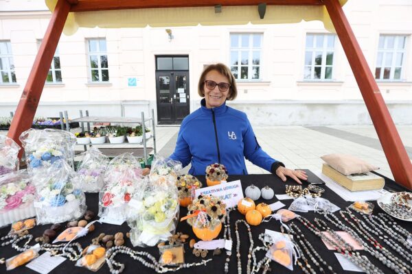 Od domaćih proizvoda do rekordne dizanice: Pogledajte atmosferu s ovogodišnje Jeseni u gradu 42 843299925 1786984715529511 5152376059252809584 n