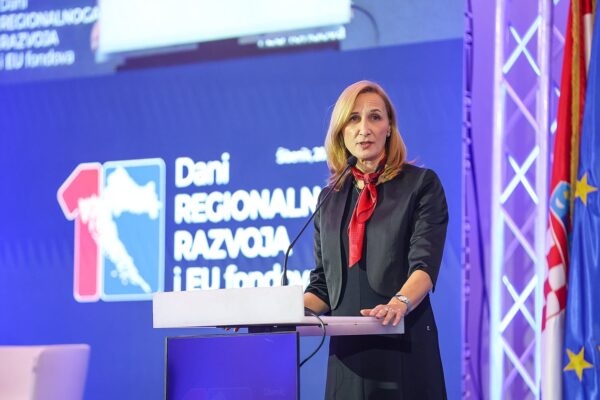 Šibenik u znaku EU fondova: Premijer Andrej Plenković otvorio 10. Dane regionalnoga razvoja i EU fondova, sudjeluje i gradonačelnik Virovitice Ivica Kirin sa suradnicima 3 851189136 2333403957407773 7245471803905565672 n