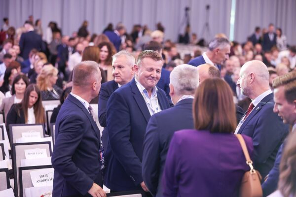 Šibenik u znaku EU fondova: Premijer Andrej Plenković otvorio 10. Dane regionalnoga razvoja i EU fondova, sudjeluje i gradonačelnik Virovitice Ivica Kirin sa suradnicima 4 855001046 1730220758731550 7512219167699812925 n