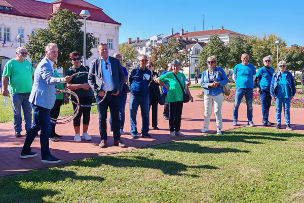 Veselo i raspjevano u Virovitici: Umirovljenici s područja VPŽ već tradicionalno obilježili Međunarodni dan starijih osoba 41 IMG 20261001 105505