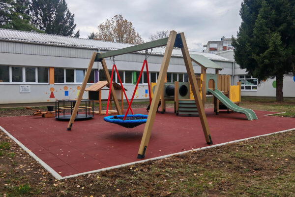 Moderna igrala, didaktička oprema i namještaj stigli u zgradu 2 Dječjeg vrtića Cvrčak Virovitica 2 IMG 20261029 115433 edit 144469719105356