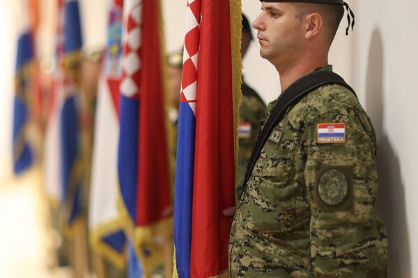 Prije 35 godina ustrojena 127. brigada HV-a: U Virovitici se prisjetili ratnog puta, zajedništva i cijene slobode 26 MG 13