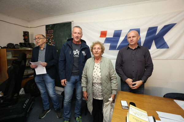 Ankica Pavoković i Stjepan Tepeš najstariji su vozači prijavljeni na natječaj Matice umirovljeničkih udruga VPŽ i HAK-a Virovitica 26 hak vozaci 146