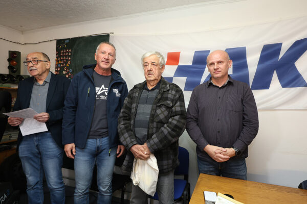 Ankica Pavoković i Stjepan Tepeš najstariji su vozači prijavljeni na natječaj Matice umirovljeničkih udruga VPŽ i HAK-a Virovitica 31 hak vozaci 166