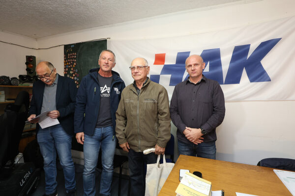 Ankica Pavoković i Stjepan Tepeš najstariji su vozači prijavljeni na natječaj Matice umirovljeničkih udruga VPŽ i HAK-a Virovitica 32 hak vozaci 174
