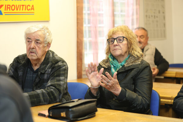 Ankica Pavoković i Stjepan Tepeš najstariji su vozači prijavljeni na natječaj Matice umirovljeničkih udruga VPŽ i HAK-a Virovitica 16 hak vozaci 65