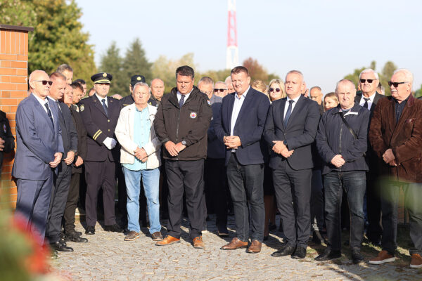 Fotogalerija: Virovitica obilježava 35. obljetnicu ustroja 127. brigade Hrvatske vojske 5 vijenci 127 19